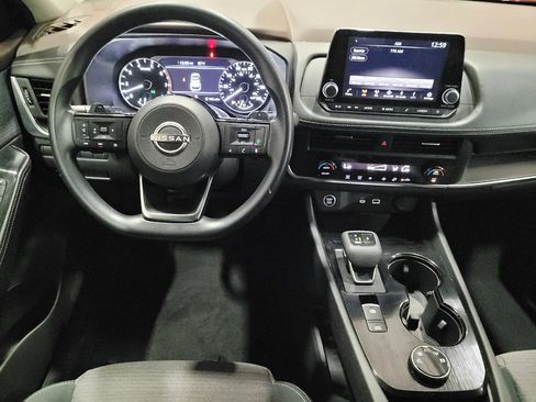 Used 2023 Nissan Rogue SV AWD/4WD image 22