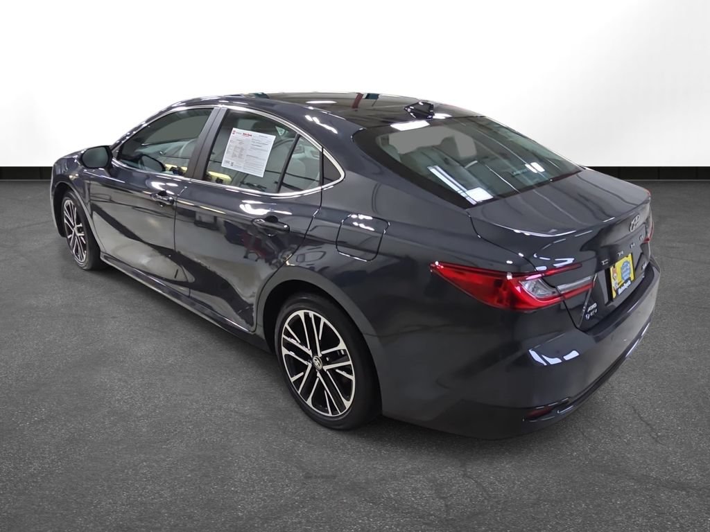 Used 2026 Toyota Camry XLE w/ Premium Plus Package AWD/4WD image 9