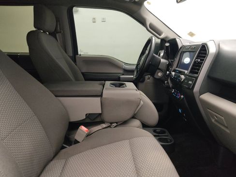 Used 2018 Ford F150 XLT w/ Equipment Group 302A Luxury image 21