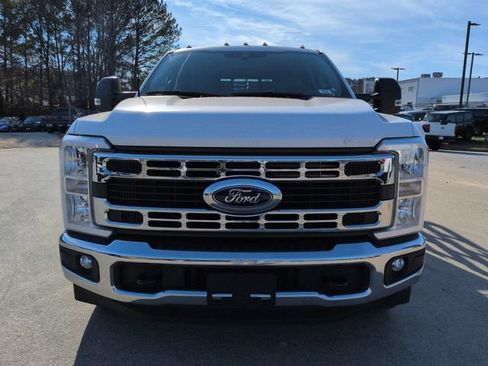 Used 2025 Ford F350 XL w/ XL Chrome Package RWD image 9