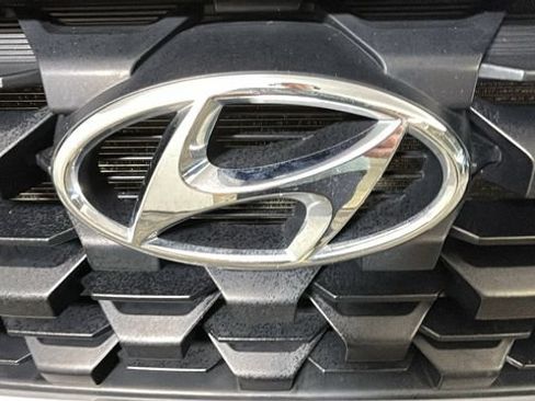 Used 2023 Hyundai Santa Fe SEL AWD/4WD image 8