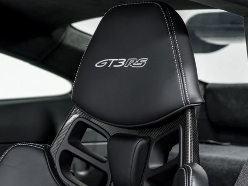 Used 2025 Porsche 911 GT3 RS image 19