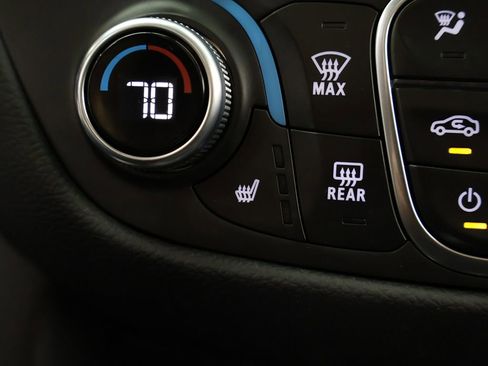 Used 2022 Chevrolet Equinox LT image 47