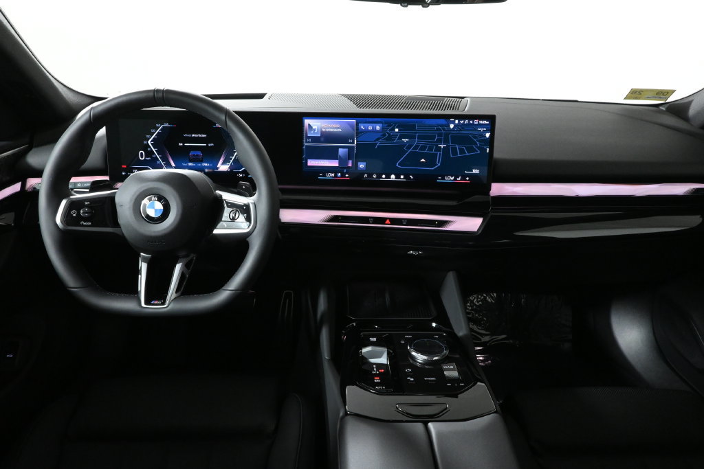 Used 2027 BMW 540i xDrive w/ M Sport Package AWD/4WD image 17
