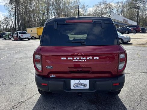 Used 2025 Ford Bronco Sport Badlands AWD/4WD image 6