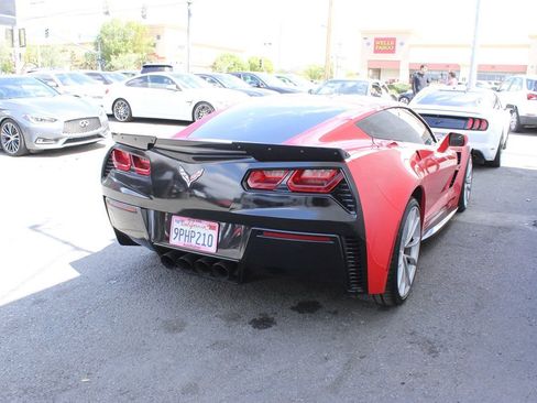 Used 2017 Chevrolet Corvette Grand Sport w/ Grand Sport Heritage Package image 7