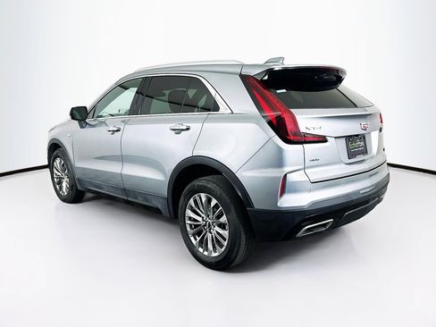 Used 2024 Cadillac XT4 Premium Luxury image 5