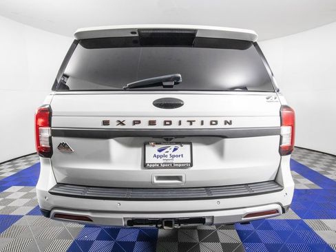Used 2024 Ford Expedition Timberline image 6
