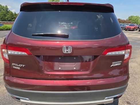 Used 2020 Honda Pilot Touring image 10