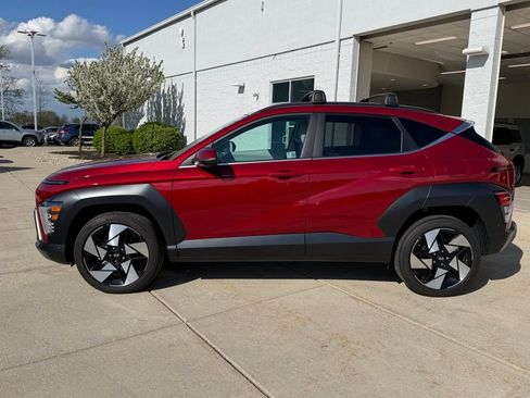 Used 2025 Hyundai Kona Limited image 8