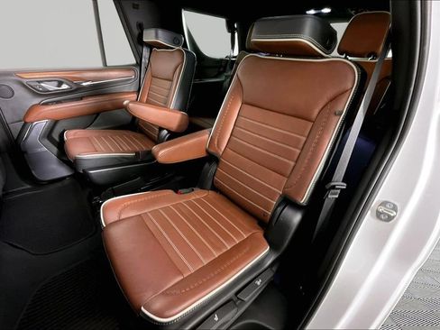 Certified 2023 GMC Yukon Denali Ultimate AWD/4WD image 21