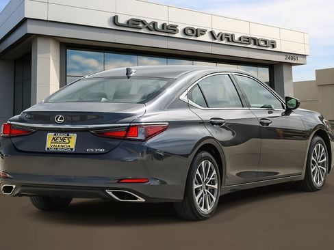 Used 2025 Lexus ES 350 w/ Accessory Package (Z2) FWD image 2