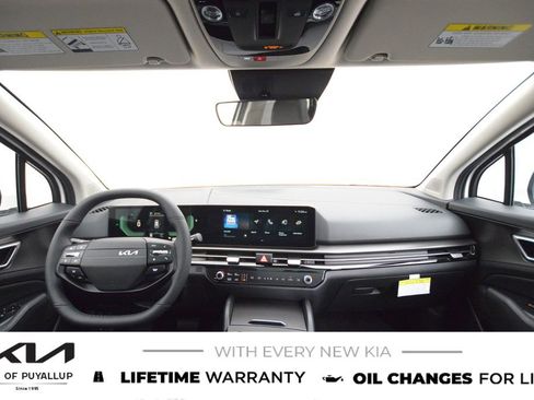 New 2026 Kia Sportage EX image 17