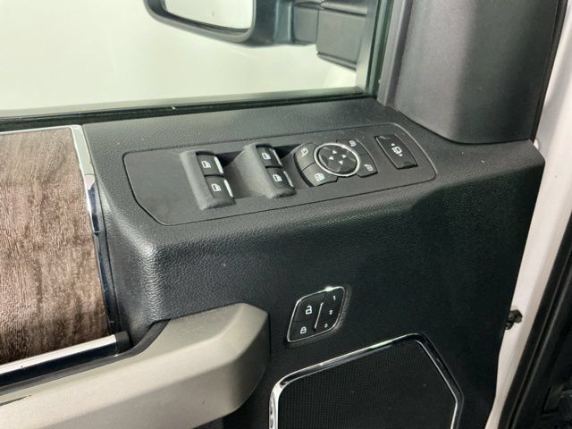 Used 2019 Ford F350 Lariat w/ Lariat Ultimate Package AWD/4WD image 14