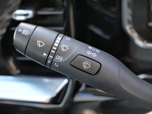 Used 2024 GMC Sierra 1500 Elevation image 29