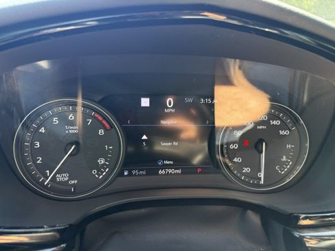 Used 2020 Cadillac XT6 Premium Luxury FWD image 21