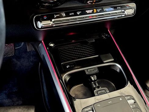 Certified 2021 Mercedes-Benz GLB 250 image 21