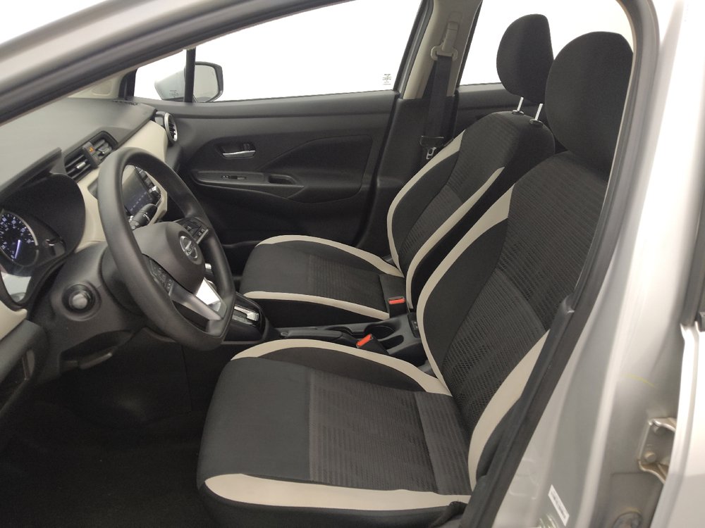 Used 2021 Nissan Versa SV FWD image 17