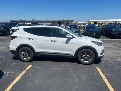 Used 2018 Hyundai Santa Fe Sport w/ 2.4L Tech Package 04 AWD/4WD image 4
