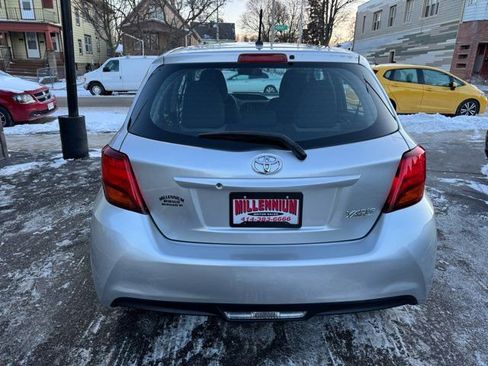 Used 2017 Toyota Yaris LE image 5