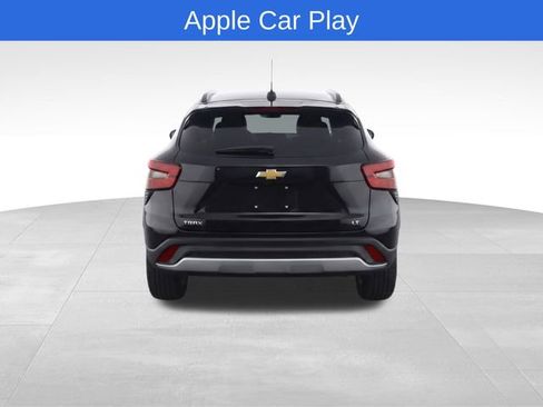 Used 2025 Chevrolet Trax LT w/ LT Convenience Package FWD image 7