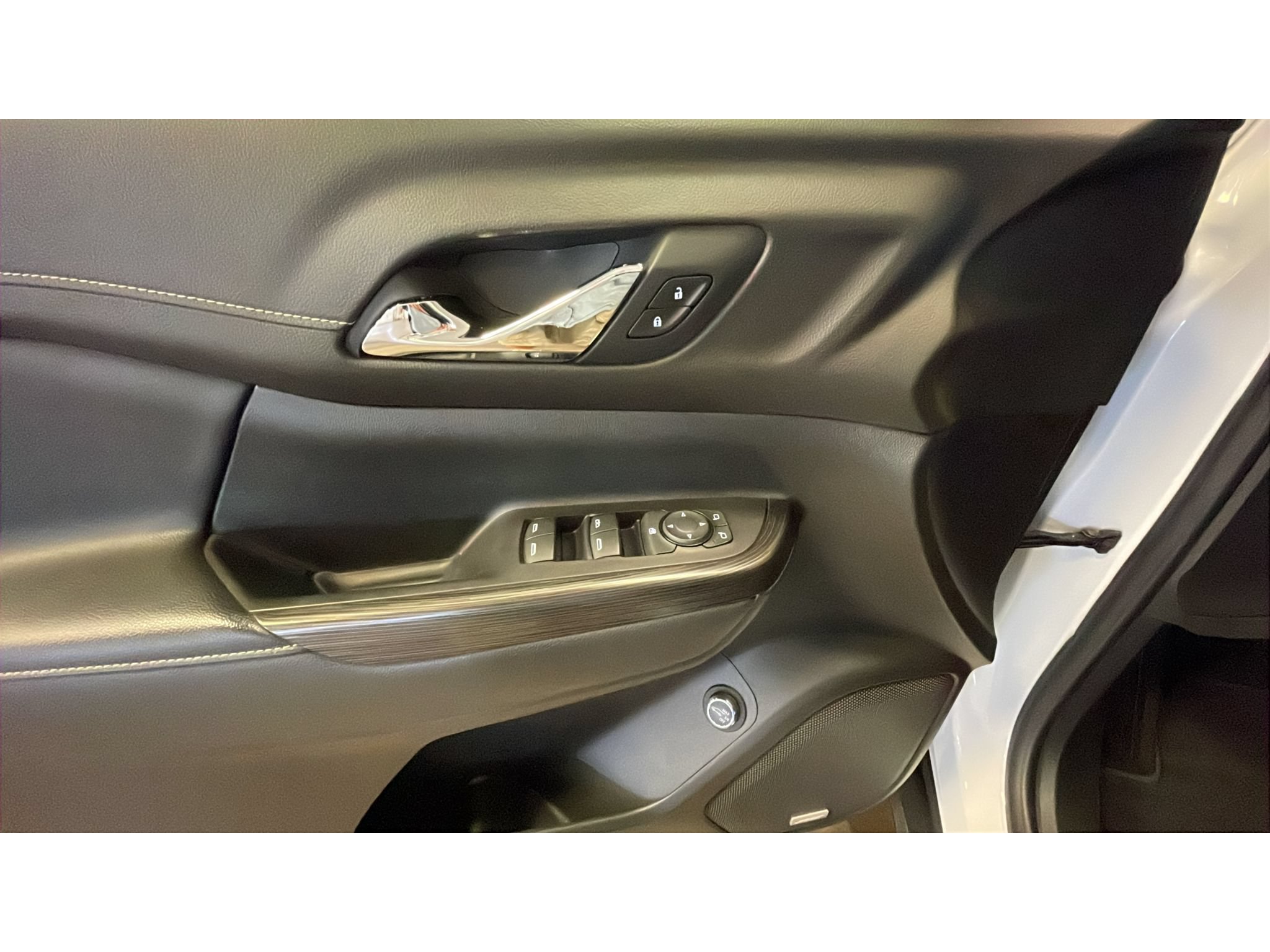 Used 2019 GMC Acadia SLT FWD image 10