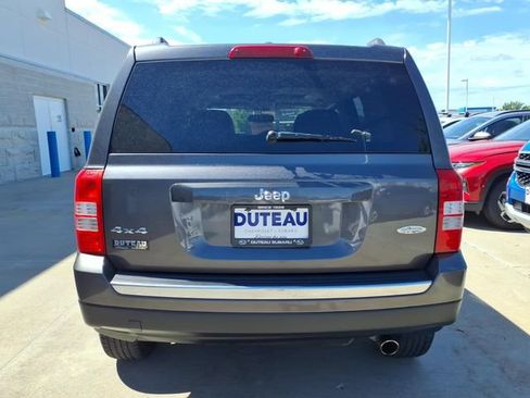 Used 2017 Jeep Patriot 4WD image 5