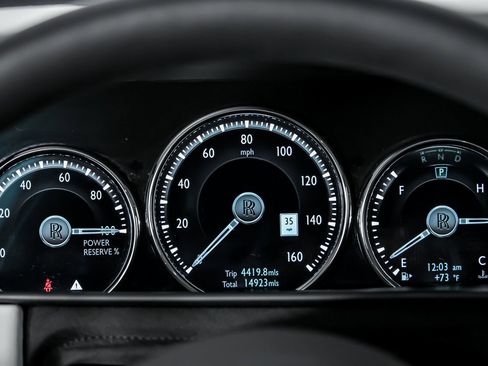 Used 2020 Rolls-Royce Cullinan image 28