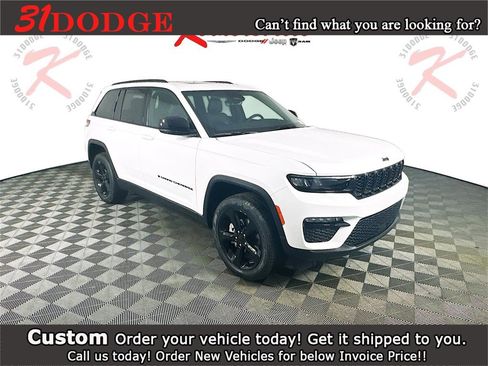 New 2025 Jeep Grand Cherokee Limited w/ Black Appearance Package image 1