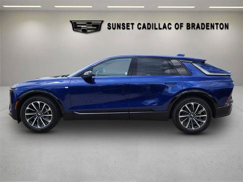 New 2025 Cadillac Lyriq Sport w/ LPO, Floor Liner Package RWD image 4