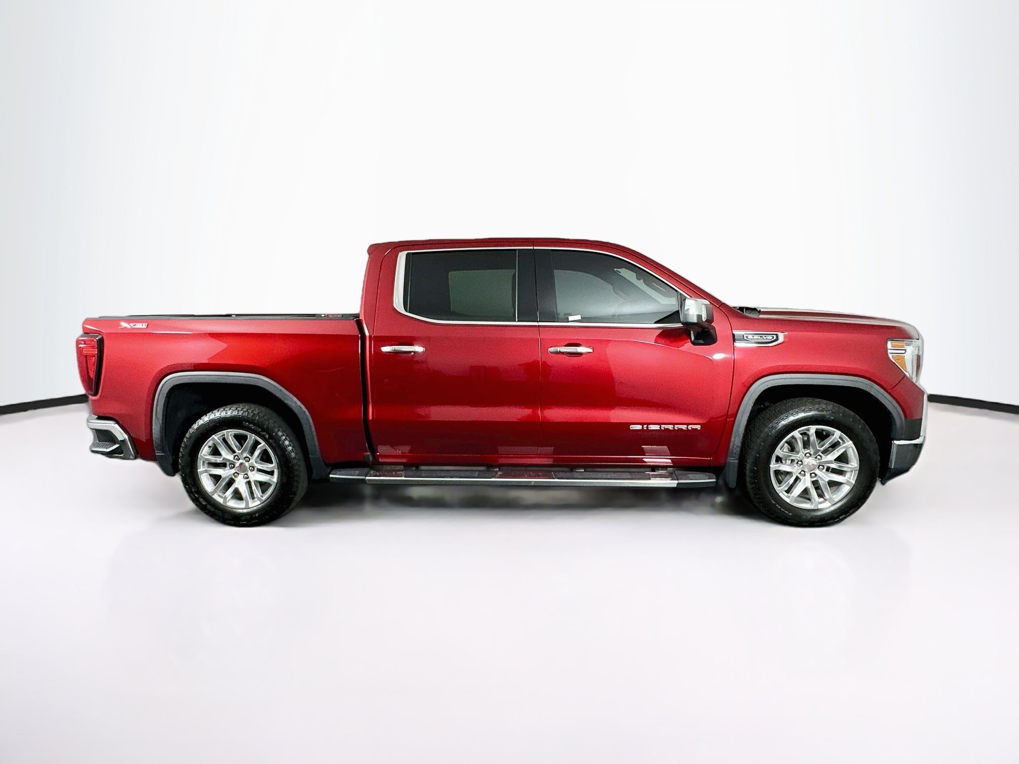 Used 2021 GMC Sierra 1500 SLT AWD/4WD image 10