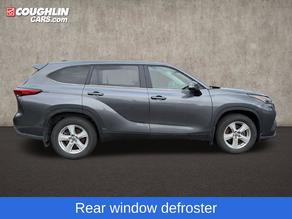 Used 2023 Toyota Highlander FWD image 10