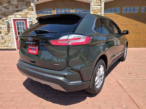 Used 2024 Ford Edge SEL w/ Convenience Package AWD/4WD image 3