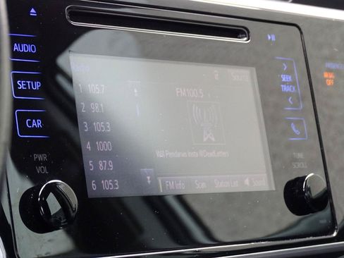 Used 2019 Toyota Corolla SE FWD image 24