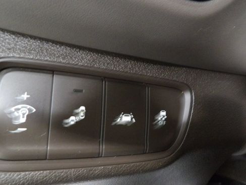 Used 2019 Hyundai Santa Fe SE w/ Cargo Package image 21