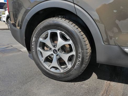 Used 2021 Kia Telluride EX AWD/4WD image 9