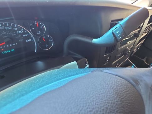 Used 2024 Chevrolet Express 2500 w/ Driver Convenience Package RWD image 15
