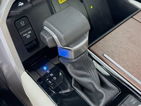 Used 2023 Toyota Tundra Capstone AWD/4WD image 16