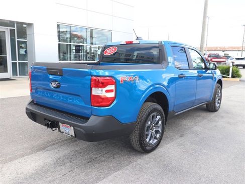 New 2025 Ford Maverick XLT w/ XLT Luxury Package image 11