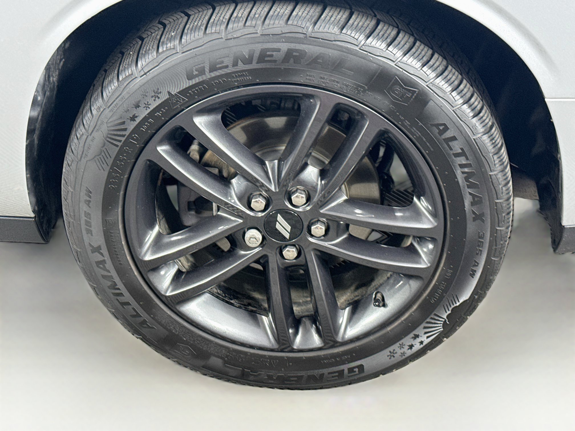 Used 2019 Dodge Challenger GT w/ Blacktop Package AWD/4WD image 9