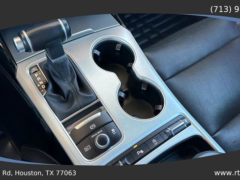 Used 2019 Kia Stinger GT image 44