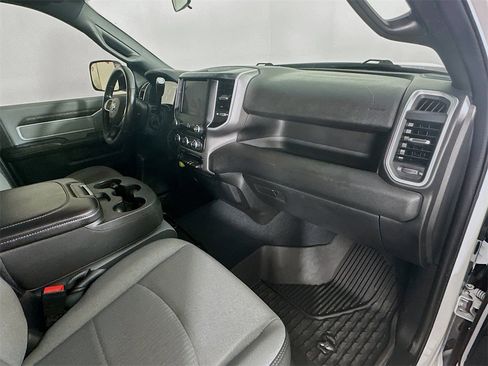 Used 2022 RAM 2500 Big Horn image 32