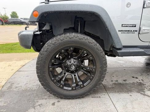 Used 2017 Jeep Wrangler Unlimited Sport w/ Quick Order Package 24S image 4