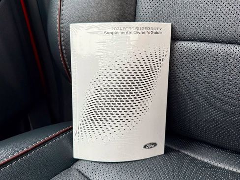 Certified 2024 Ford F350 Lariat w/ Chrome Package image 36