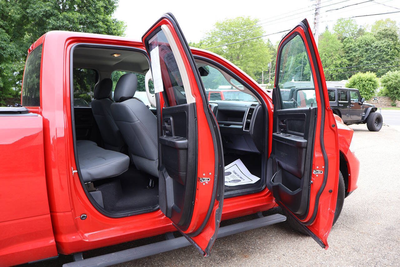 Used 2018 RAM 1500 Express AWD/4WD image 14