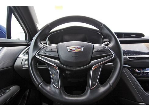 Used 2023 Cadillac XT5 Premium Luxury FWD image 14