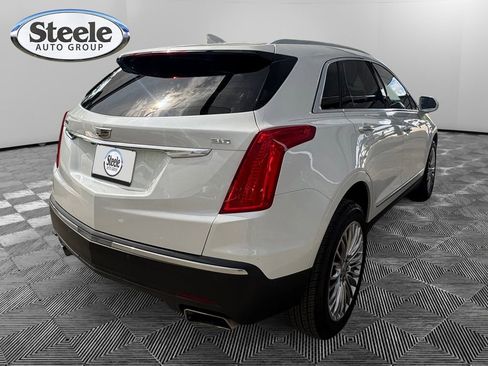 Used 2017 Cadillac XT5 Premium Luxury FWD image 5