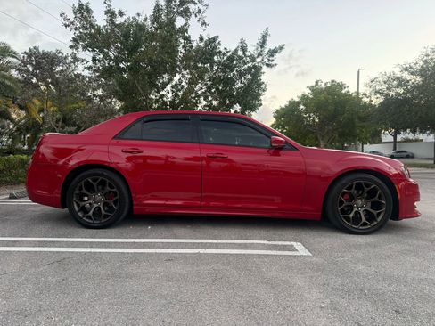 Used 2017 Chrysler 300 S w/ 300S Premium Group 2 w/2_L RWD image 6