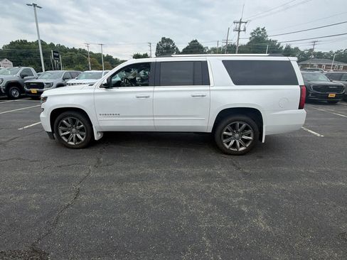 Used 2018 Chevrolet Suburban Premier AWD/4WD image 2