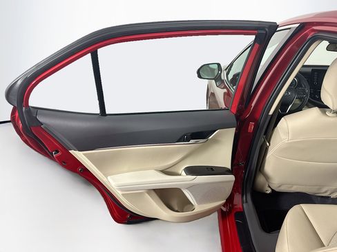 Used 2023 Toyota Camry LE image 25